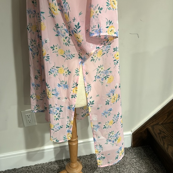 Ultra Flirt Soft Pink Flower Bloom High Low Kimono - Picture 5 of 16